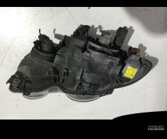 Faro anteriore destro BMW serie 3 compact (2004) - 11