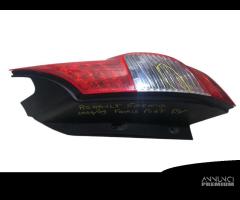 STOP FANALE POSTERIORE DESTRO RENAULT Scenic Serie - 3