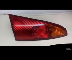 STOP FANALE POSTERIORE DESTRO FORD Focus Berlina 1