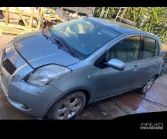 Ricambi usati toyota yaris 2006 1.0 benzina