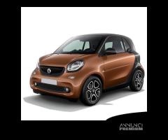 Musata e ricambi smart 453 fortwo led