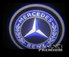 MERCEDES Classe A B GLK PROIETTORI LOGO SOTTOPORTA