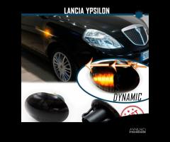 2 Frecce LED Dinamiche Lente Nera Lancia Ypsilon