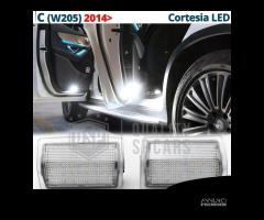 2 Luci di Cortesia LED Per MERCEDES Classe C W205