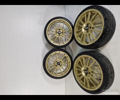 9RR FONDMETAL Glossy gold R18 cerchi in lega Fiat