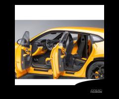 Modellino LAMBORGHINI URUS Arancio Boreal 1:18 - 8