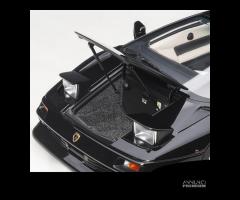 Modellino LAMBORGHINI DIABLO SE30 Nera Scala 1:18 - 12