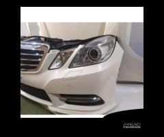 MERCEDES E W212 Parte anteriore - 15361