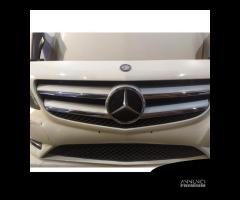 Mercedes B W246 Cintura Cofano Paraurti Ant 15379