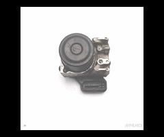 133800-7110 Pompa centralina abs Mitsubishi L200 T