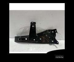 Supporto parafango sinistro LEXUS GX460 - 16056