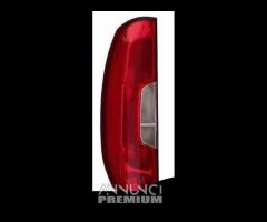 FANALE FANALINI POSTERIORE FIAT DOBLO 2015