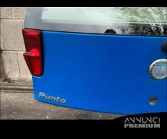 Portellone blu Fiat Punto sporting 2005 - 6