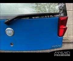 Portellone blu Fiat Punto sporting 2005 - 7