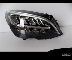 Fanale LED Mercedes Benz Classe C W205 LCI destro