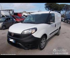 Doblo metano 2020 km 100000 porta laterale