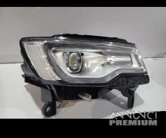 JEEP GRAND CHEROKEE WK2 FARO XENON R - 12836