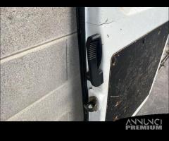 Porte posteriori chiuse bianche Fiat Ducato 1999 - 20