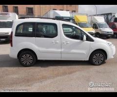 Peugeot partner 1.6 hdi 5 posti euro 5