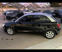 Audi A1 SB 1.6 tdi 90cv Led Navi Bicolor Neopatent - 9