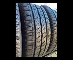 4 PNEUMATICI 215/65 R16C HANKOOK INVERNALI 95%