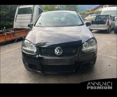 Ricambi Volkswagen Golf 5 GTD 2006 nera 2000cc TD