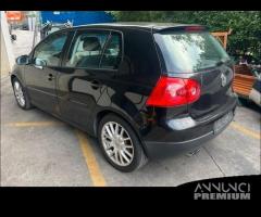 Ricambi Volkswagen Golf 5 GTD 2006 nera 2000cc TD