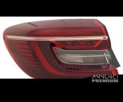 FANALE POSTERIORE RENAULT CLIO 2019 A LED