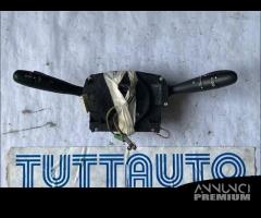 Devio luci Peugeot 207 2007 1360CC B. KFV kw54