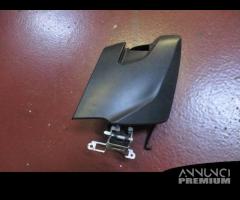 COPERCHIO CASSETTINO DESTRO YAMAHA T-MAX 500 ANNO