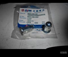 COPPIA DADI 8MM PER MARMITTA SYM SYMPHONY JOYMAX