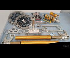 Ducati 748 996 998 allestimento moto ohlins brembo - 2