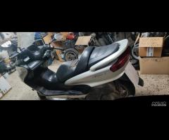 Ricambi yamaha majesty 250 98-06