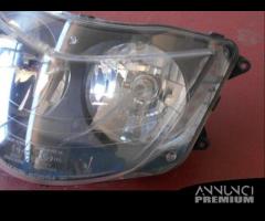 Faro anteriore Yamaha Majesty 250 dal 2000