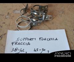 Supporti forcella frecce custom cafe racer ecc