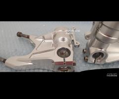 Ducati multistrada piedini forcelle radiali cnc - 8