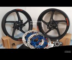 Yamaha r6 cerchi oz piega r dischi rm2 flottanti