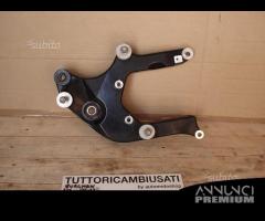 Supporto ruota marmitta motore burgman 125 200