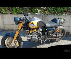 Triumph thunderbird avantreno ohlins freni brembo