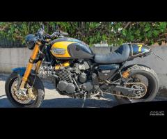 Triumph thunderbird avantreno ohlins freni brembo