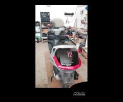 Ricambi piaggio x8 XEVO 125 200 250 400 07 13