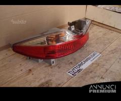 Faro posteriore burgman 125 200