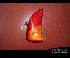 Fanale posteriore destro Honda Pantheon 125/150 2