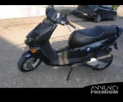 Ricambi aprilia leonardo 125 150