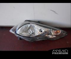 Faro anteriore sinistro suzuki burgman 400