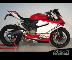 Ducati panigale piastre speciali modifica naked