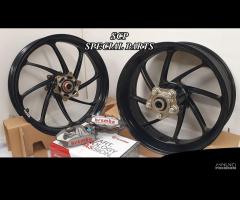 Suzuki gsx r cerchi sbk forgiati e pinze brembo m4 - 2