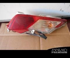 Fanale posteriore sinistro Honda Pantheon 125-150 - 1