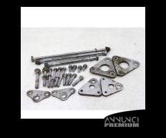 KIT PERNI STAFFE SUPPORTI MOTORE SUZUKI GSX 750 S