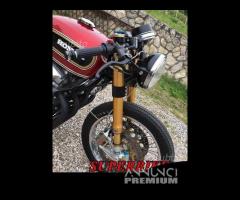 Avantreni con forcelle ohlins per cafe racer